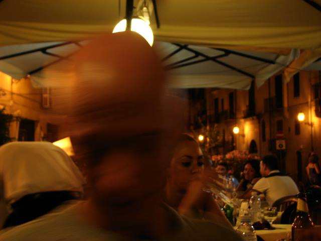 557595_396359697137059_211454645_n